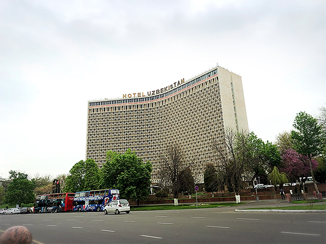 ホテルウズベキスタン
